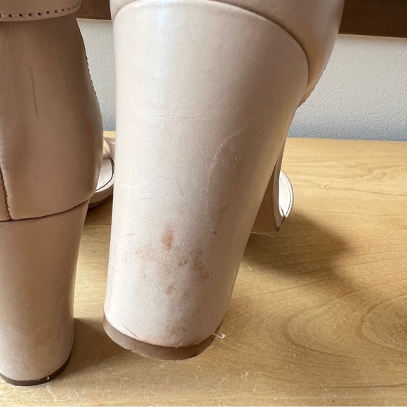 VINCE CAMUTO CORLINA ANKLE STRAP HEELED SANDAL 12M BEIGE MINIMALIST NEUTRAL CHIC - Picture 10 of 12